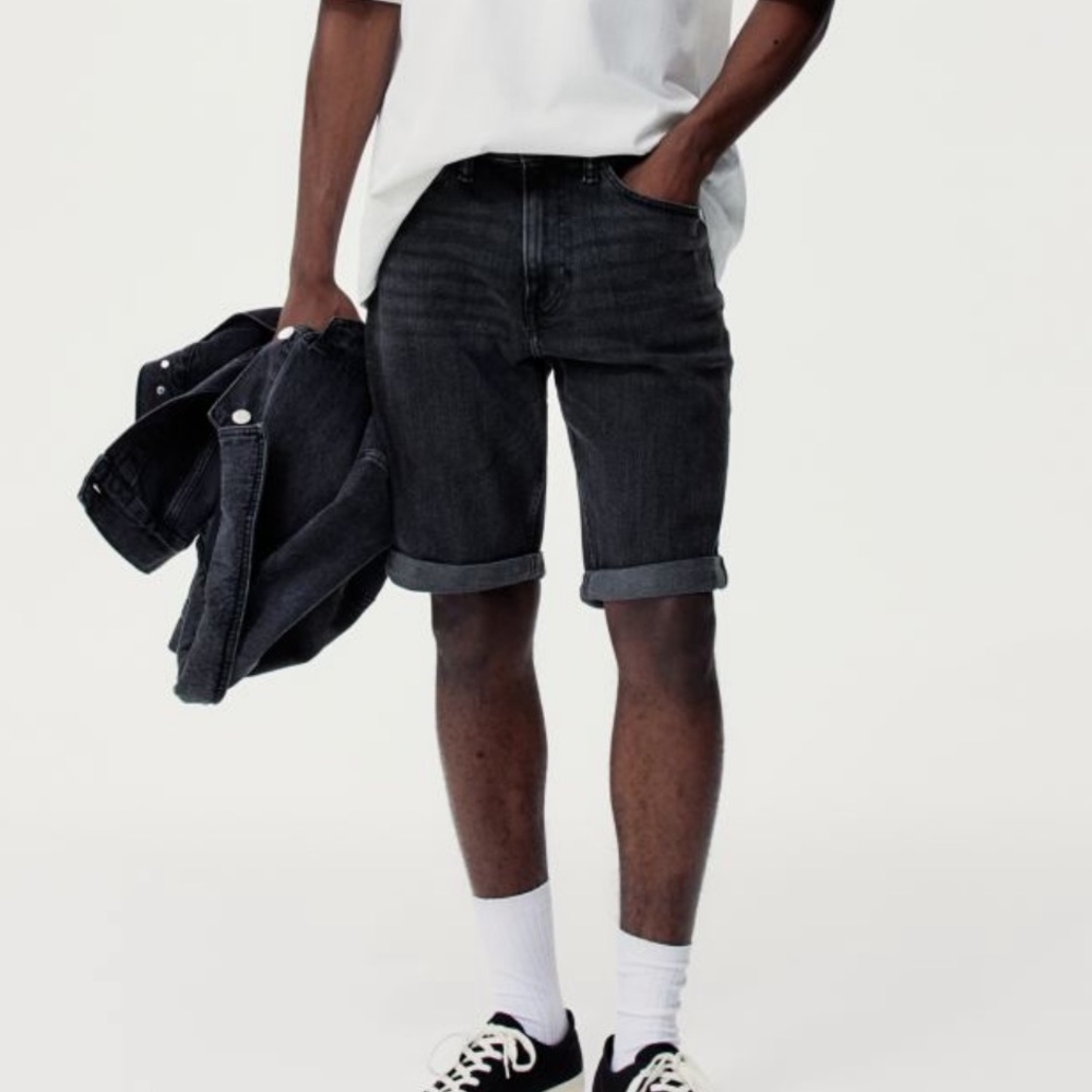 Slim denim black shorts from H&M.
